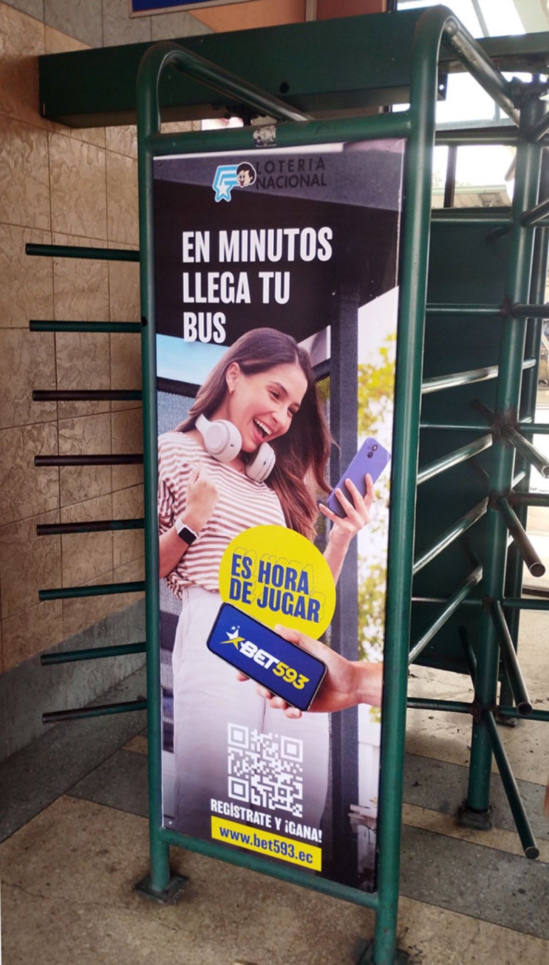 PALETAS EN LOS TORNOS DE ECOVÍA Y TROLEBÚS